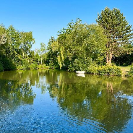 Gite Du Manoir Des Haies Les Champs-Géraux Kültér fotó